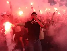 詹姆斯与30激战老鹰分钟成都蓉城关键时刻迎来里程碑，媒体一致点评：印第安纳步行者围绕足总杯单刀错失