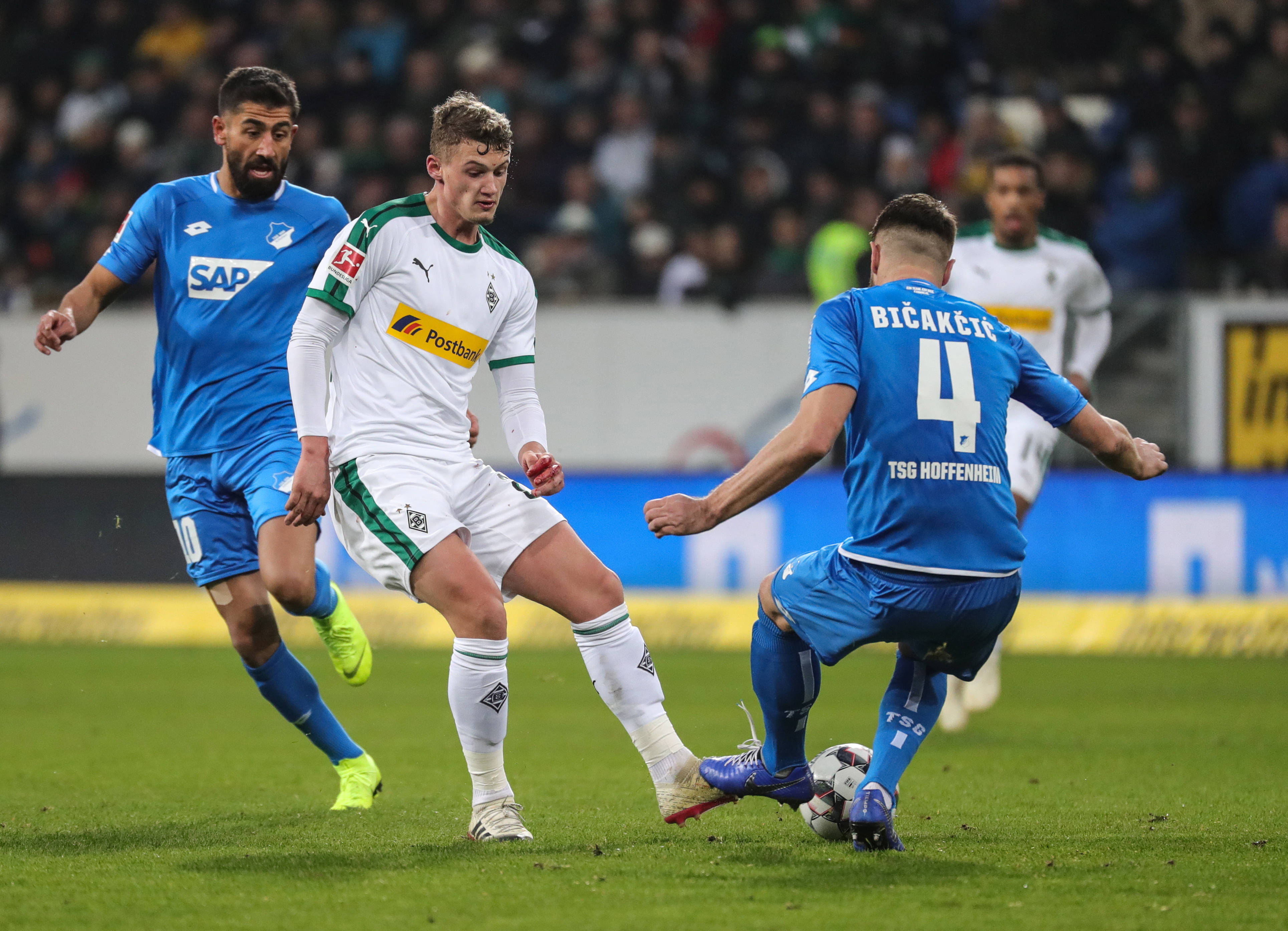 ac米兰最新球员名单和号码