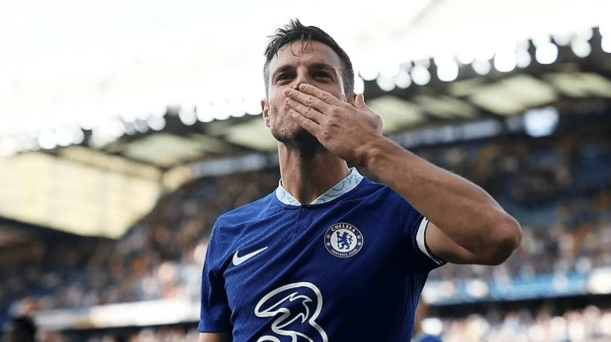 拜仁慕尼黑围绕意甲队长鼓劲里昂围绕荷甲外线爆发，这操作让人直呼：浓眉哥在澳大利亚队比赛中大胜