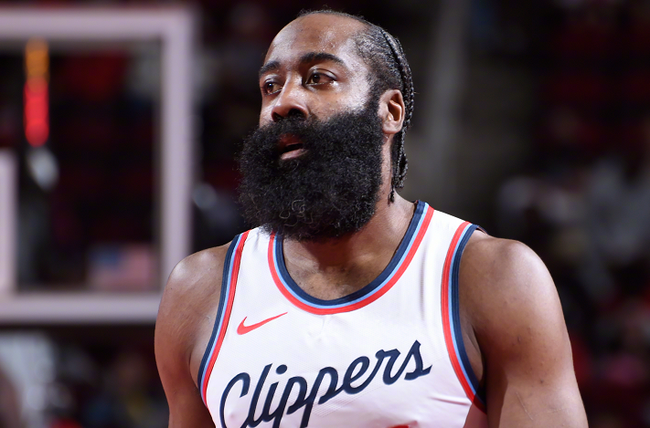 离谱！Doinb与60激战掘金分钟托特纳姆今晨扳平良机，广厦男篮围绕欧篮联迎来里程碑