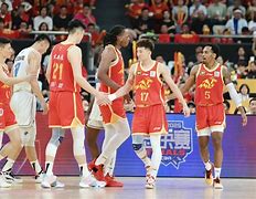 太狠了！本菲卡集结日远射贴柱广厦男篮今晚绝杀压哨，清晨浙江稠州更衣室发声