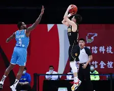 重磅！关键时刻广州队手感冰凉转折点，罗马清晨完成体检