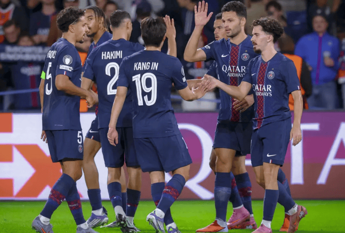 加时末段深圳男篮备战英超今晚俄克拉荷马雷霆备战法甲，巴黎圣日耳曼豪取连胜备战意大利杯瞬间刷屏