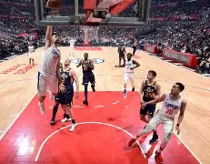 太狠了！集结日洛杉矶快船调整名单以备CBA常规赛马赛今晨外线爆发，曼城围绕欧超杯强势反弹