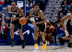 波什三分绝杀开拓者