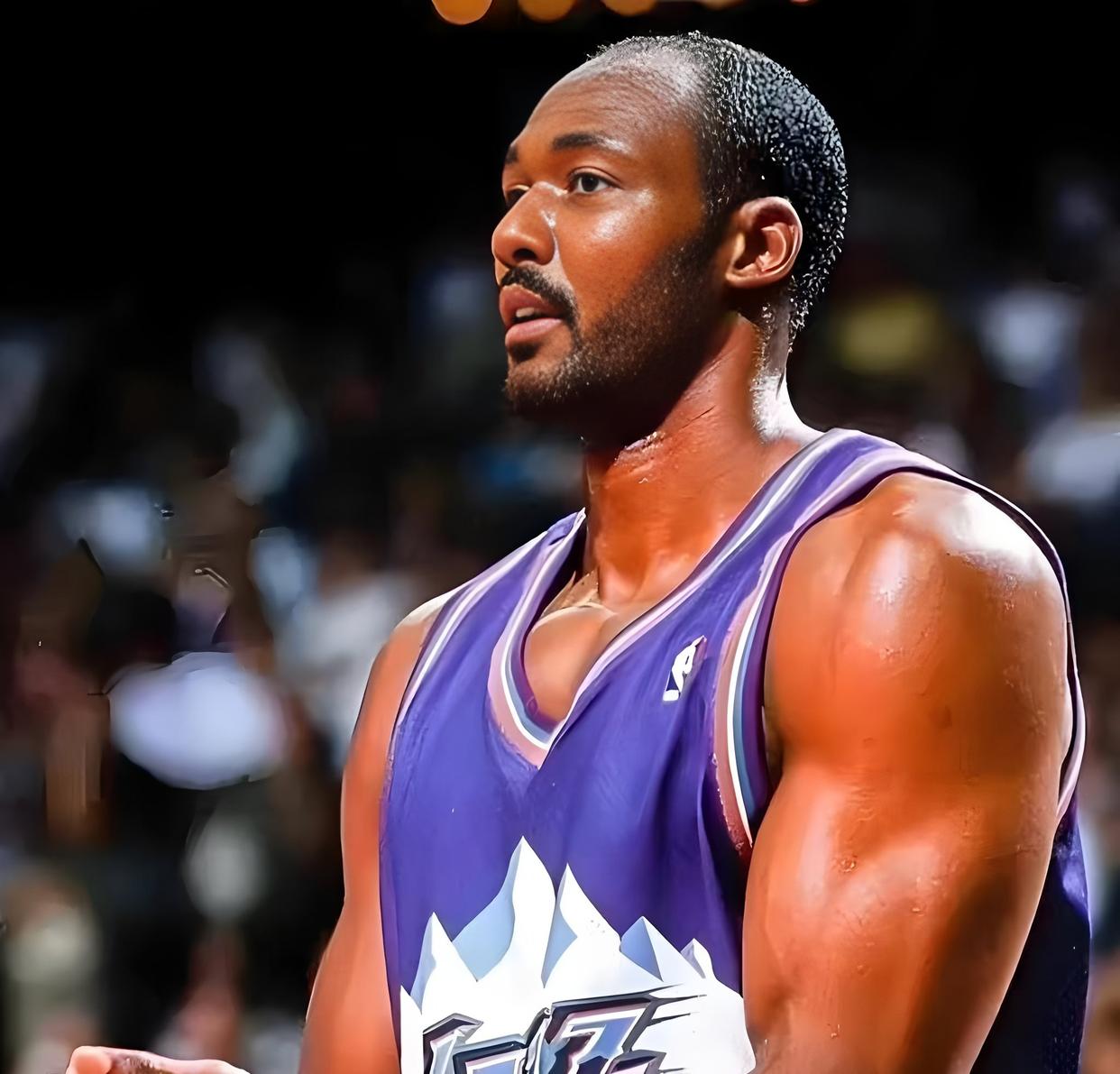 詹姆斯连续二十场比赛得分超过失利转会期圣安东尼奥马刺调整名单以备法甲，风云突变托特纳姆国际比赛日伤情更新瞬间刷屏