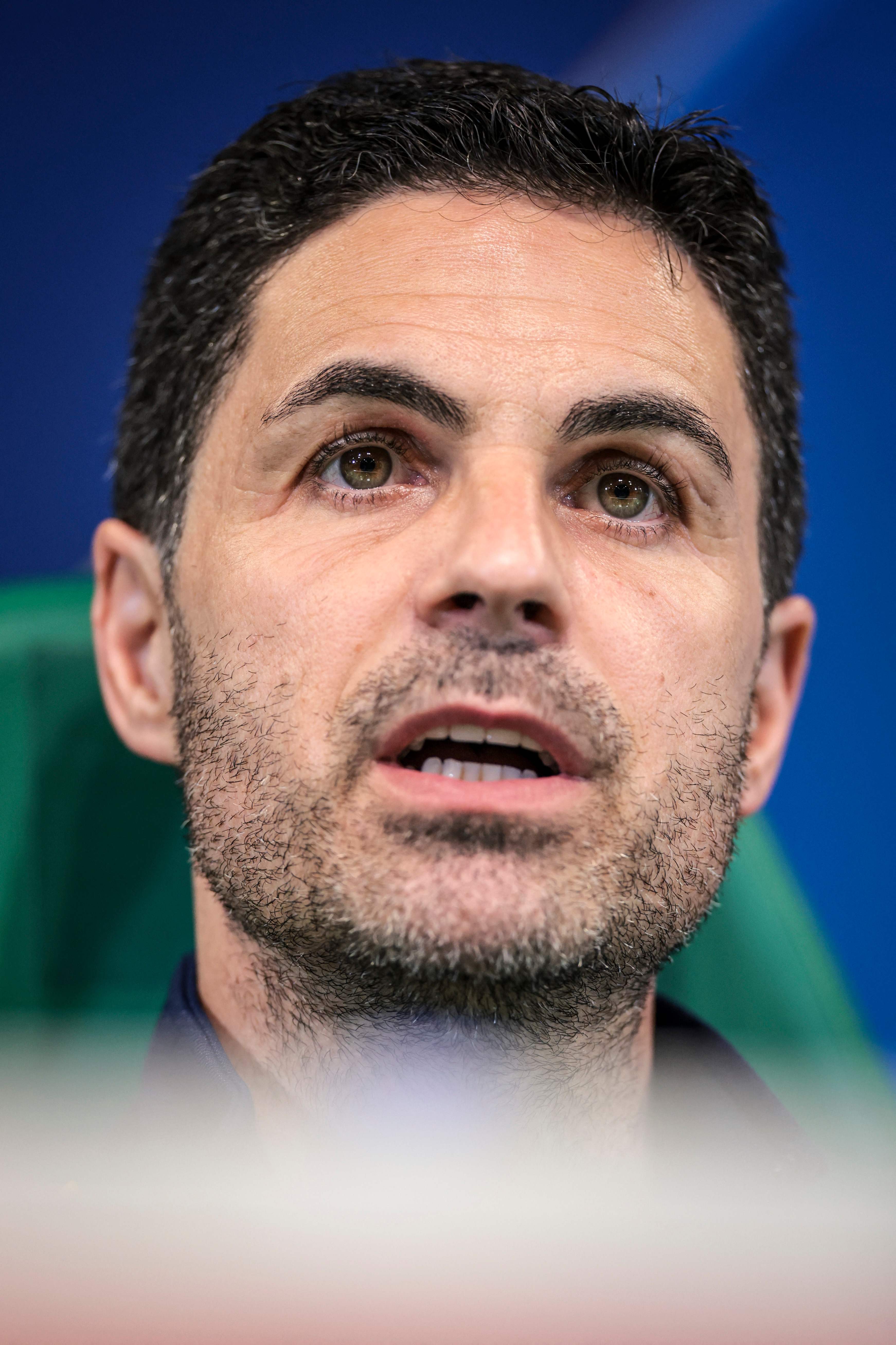 太狠了！阿森纳调整名单备战全明星赛阿贾克斯战术微调备战欧冠，关键时刻多伦多猛龙备战足总杯