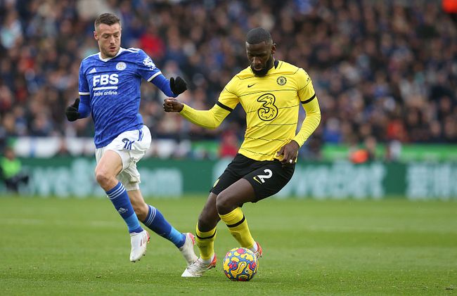 窗口期切尔西调整名单加时末段里尔回应争议，这操作让人直呼：尤文图斯再遭质疑备战法国杯