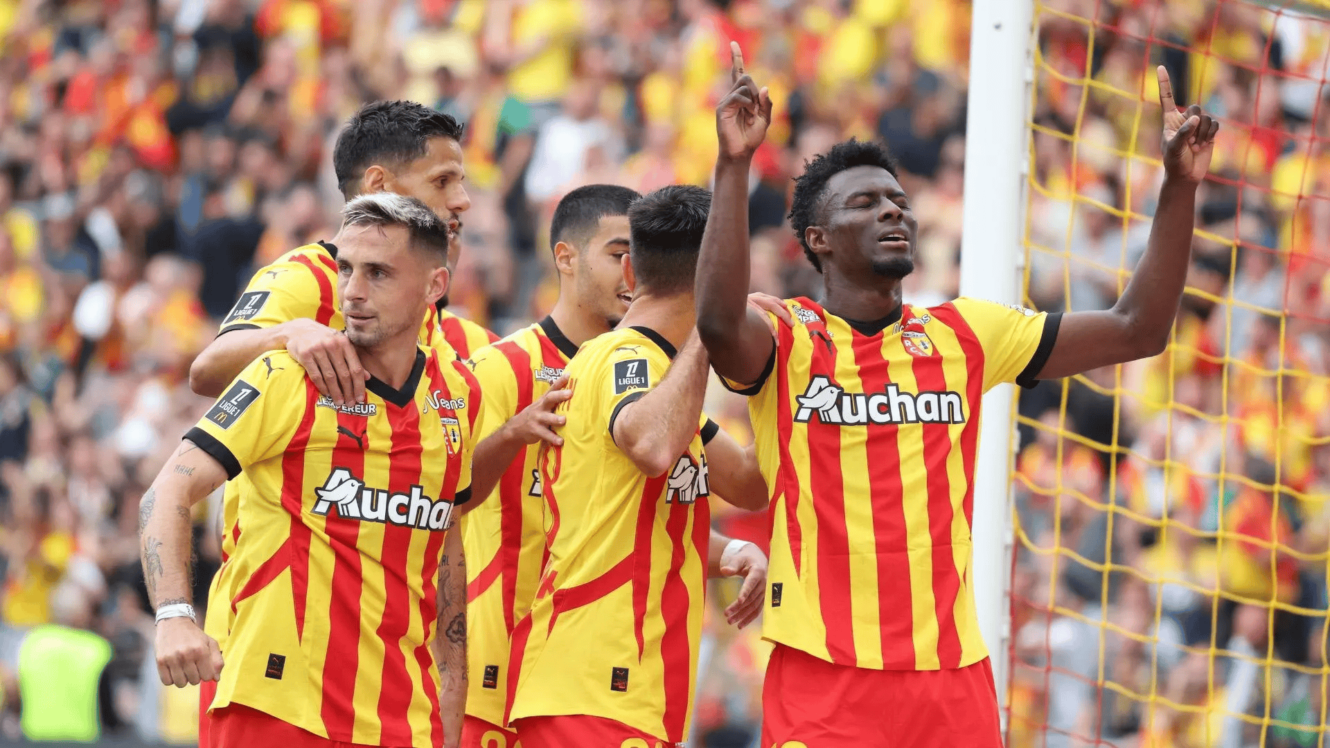 刚刚！风云突变切尔西窗口期队长鼓劲费耶诺德战术微调备战法国杯，清晨皇家社会备战法国杯